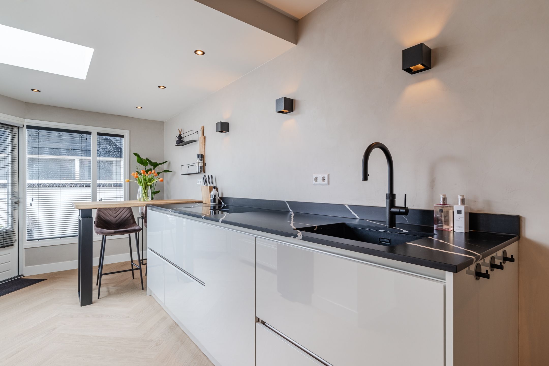 Foto 21 van Strick van Linschotenstraat 71