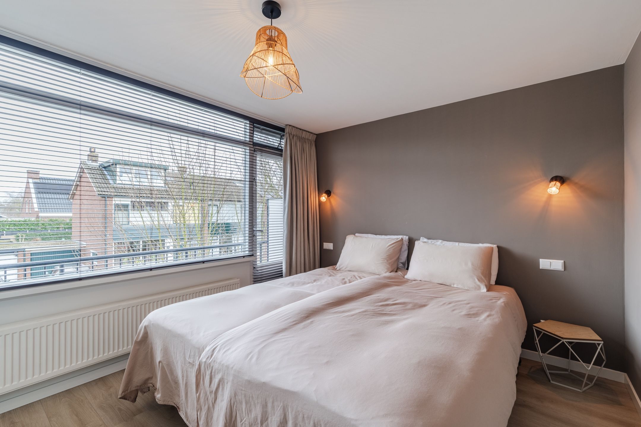 Foto 24 van Strick van Linschotenstraat 71