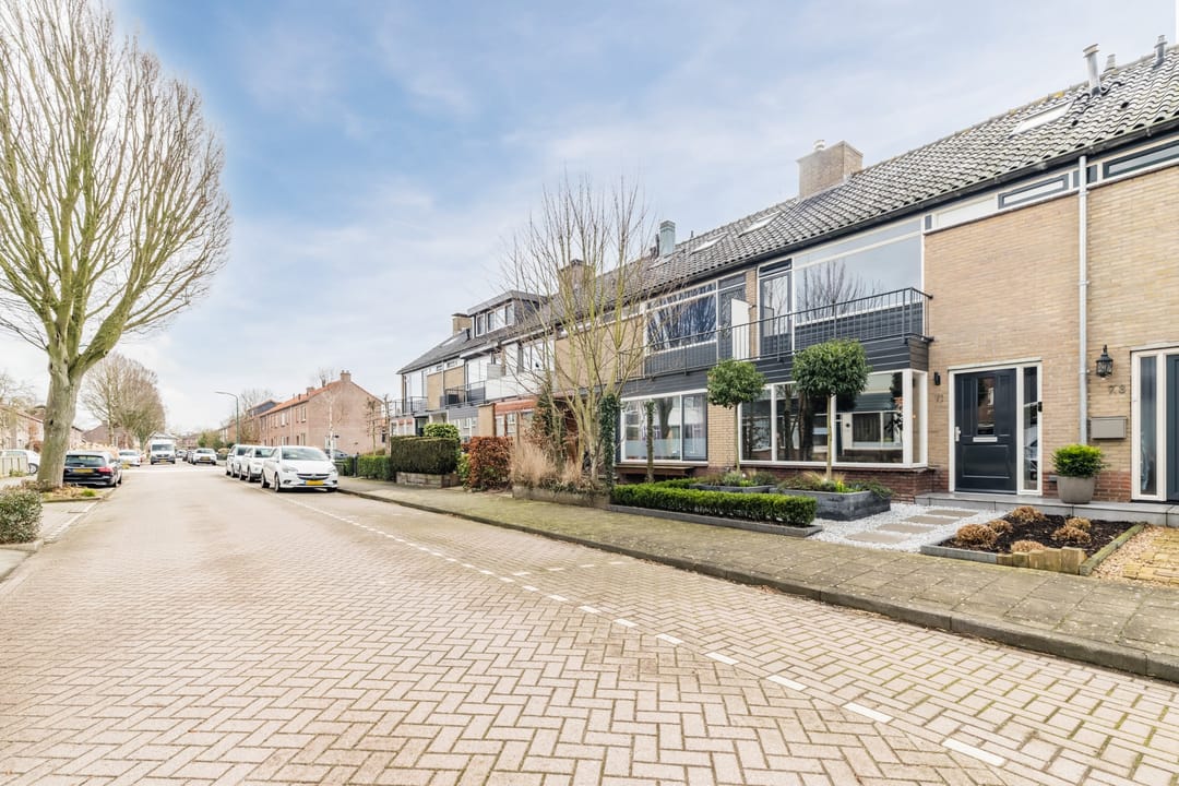 Foto 52 van Strick van Linschotenstraat 71