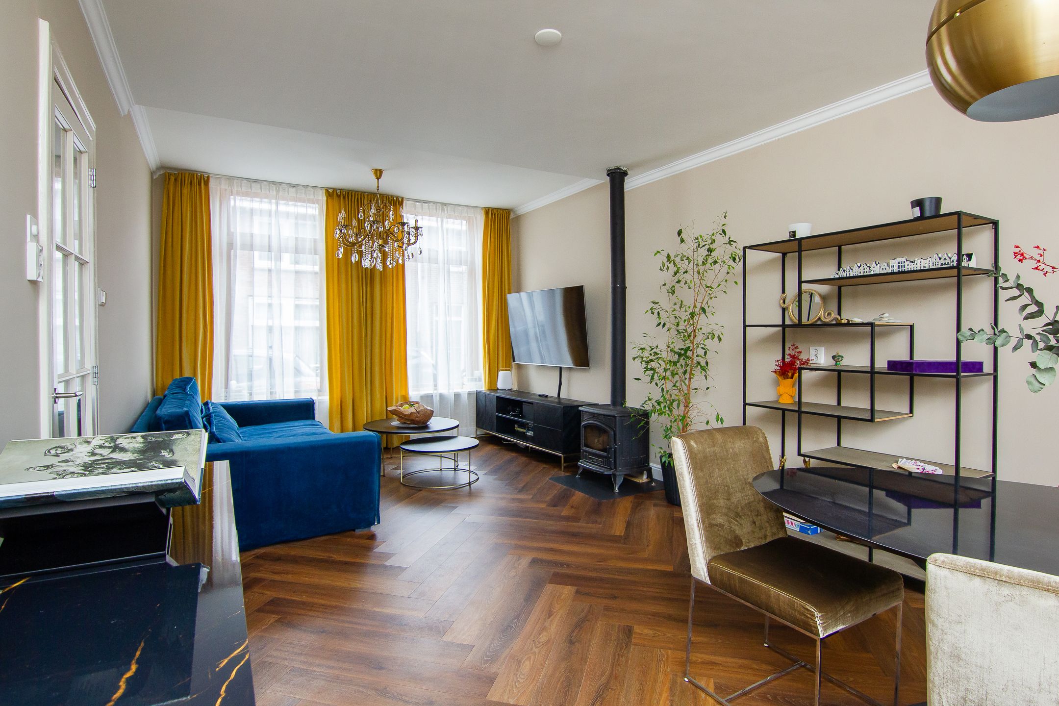 Fully Renovated Family Home with Expansion Potential in Haarlem — 24