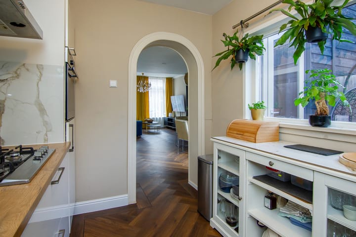 Fully Renovated Family Home with Expansion Potential in Haarlem — 31