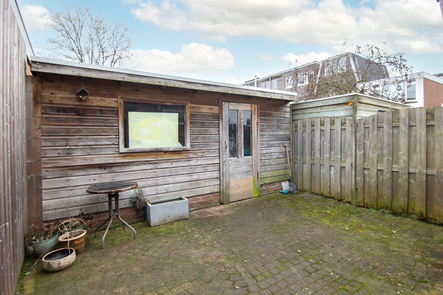 Fully Renovated Family Home with Expansion Potential in Haarlem — 40