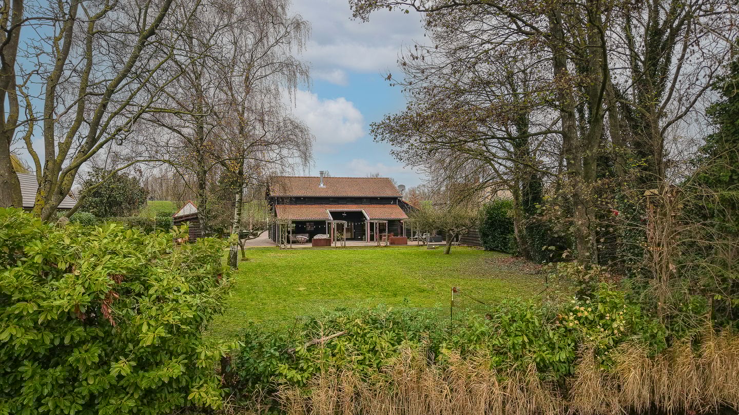 Photo 4 of Beemstraat 44