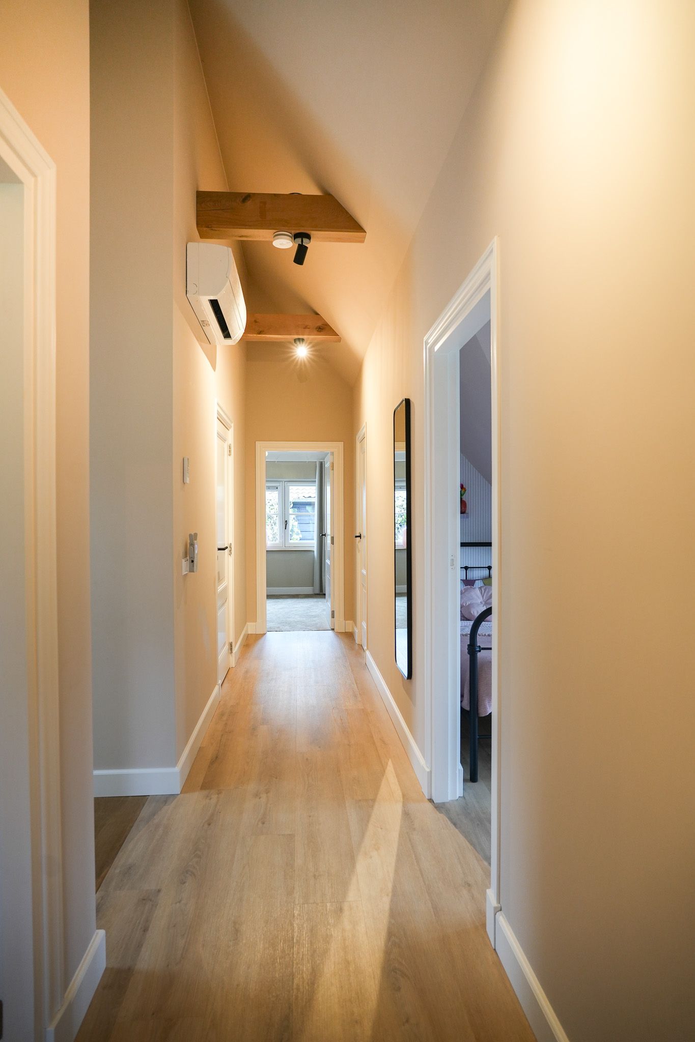 Photo 19 of Beemstraat 44