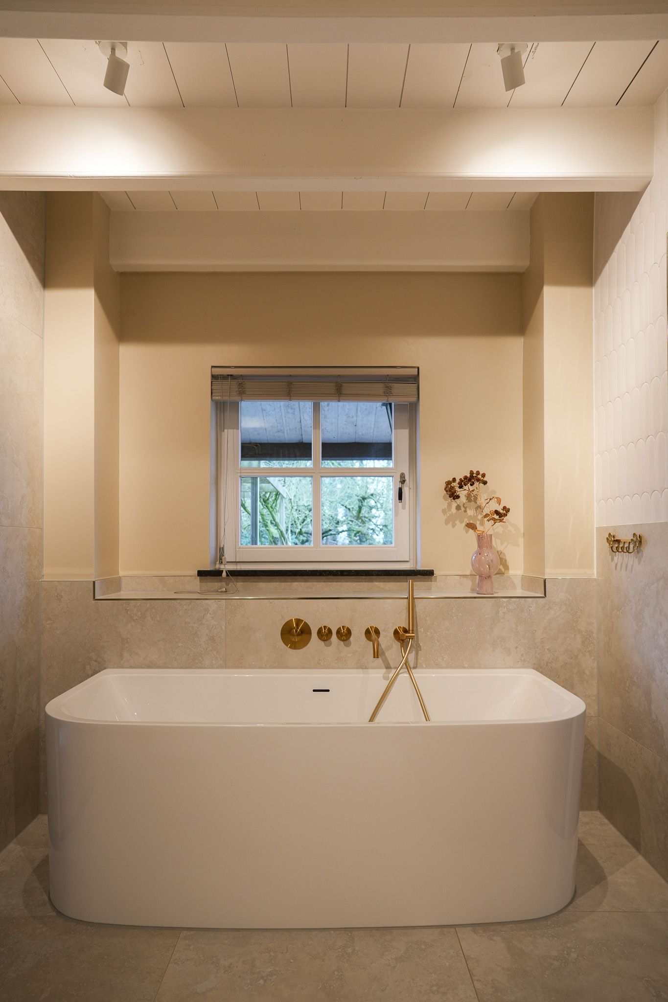 Photo 60 of Beemstraat 44