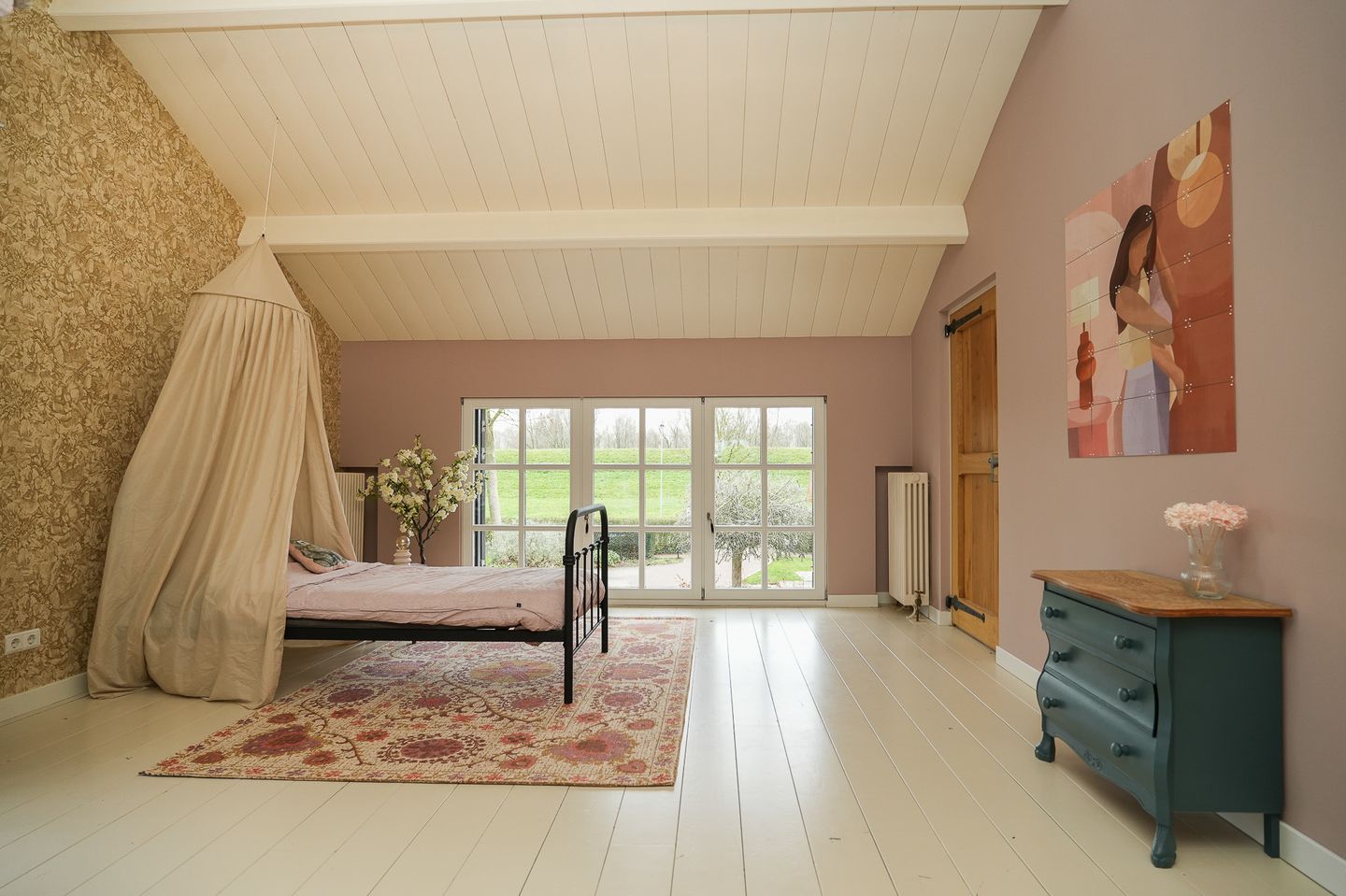 Photo 65 of Beemstraat 44