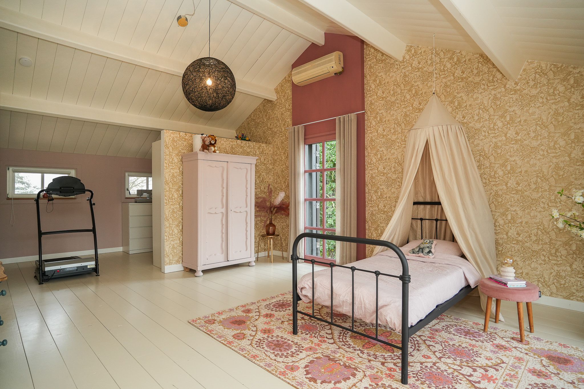 Photo 66 of Beemstraat 44