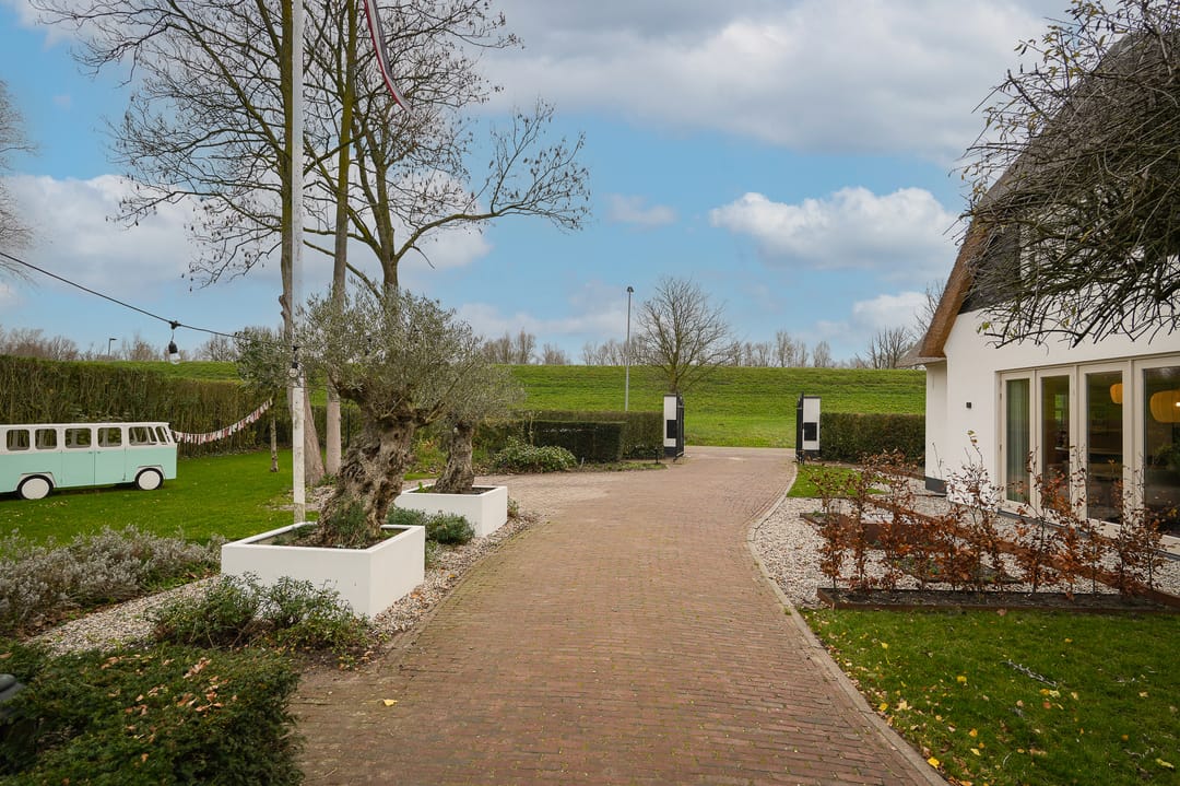 Photo 68 of Beemstraat 44