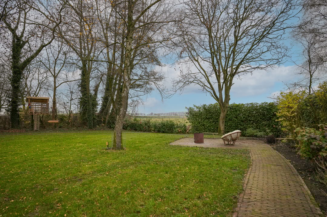 Photo 77 of Beemstraat 44