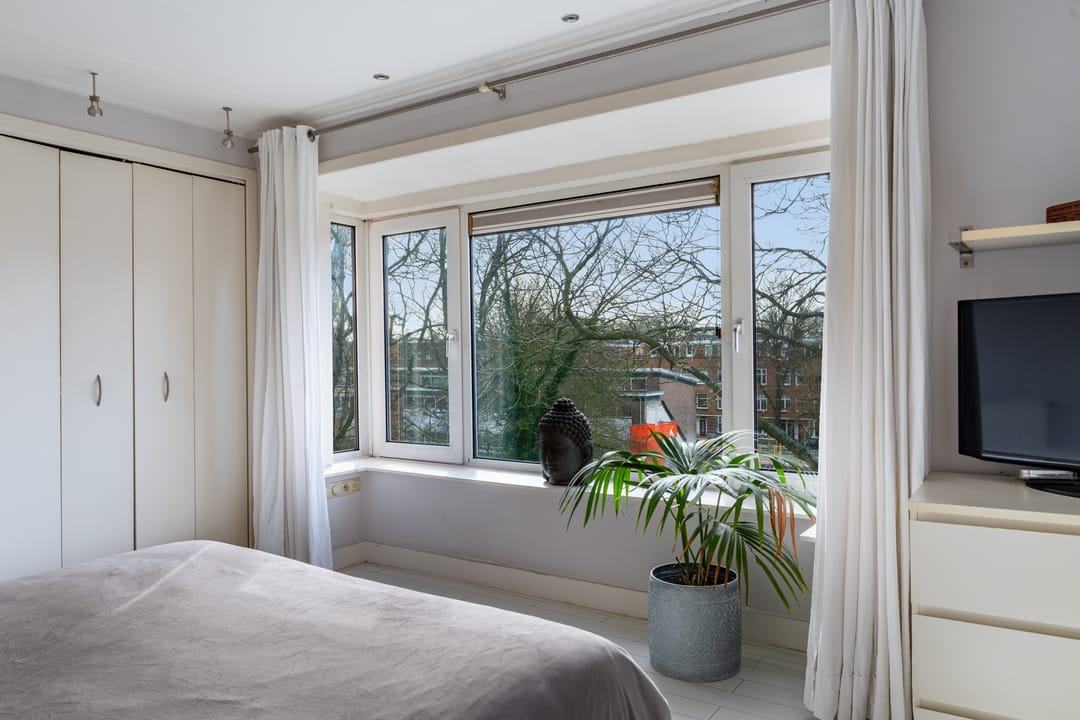 Foto 32 van Besemerstraat 12-A02