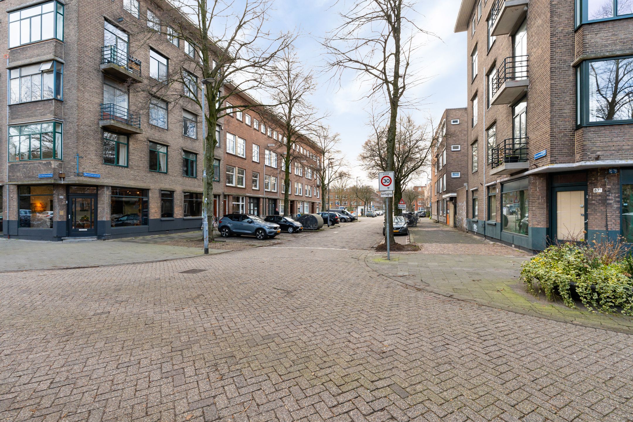 Foto 57 van Besemerstraat 12-A02