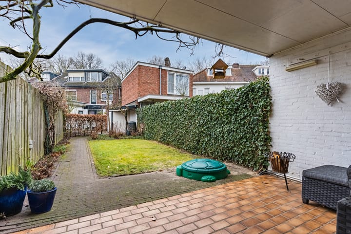 Photo 3 of Parallelweg 15