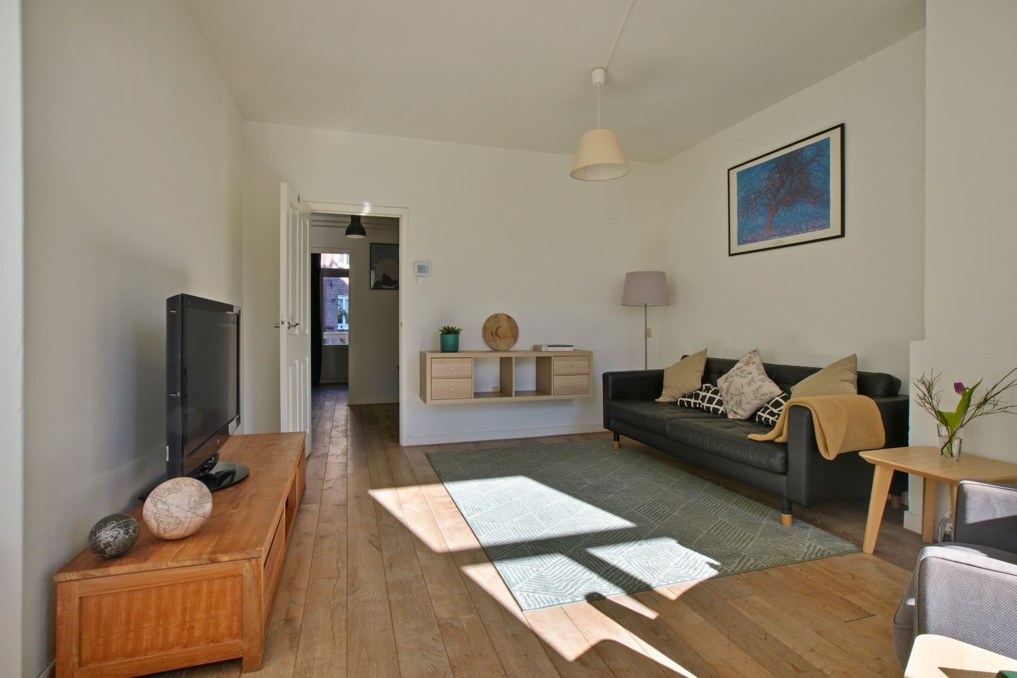 Photo 3 of J.J. Cremerplein 30-1