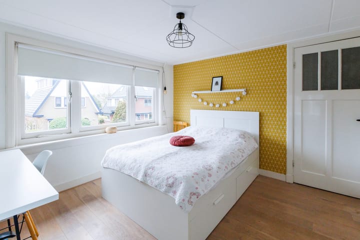 Characteristic semi-detached house on a spacious plot of 347 m2 — 49