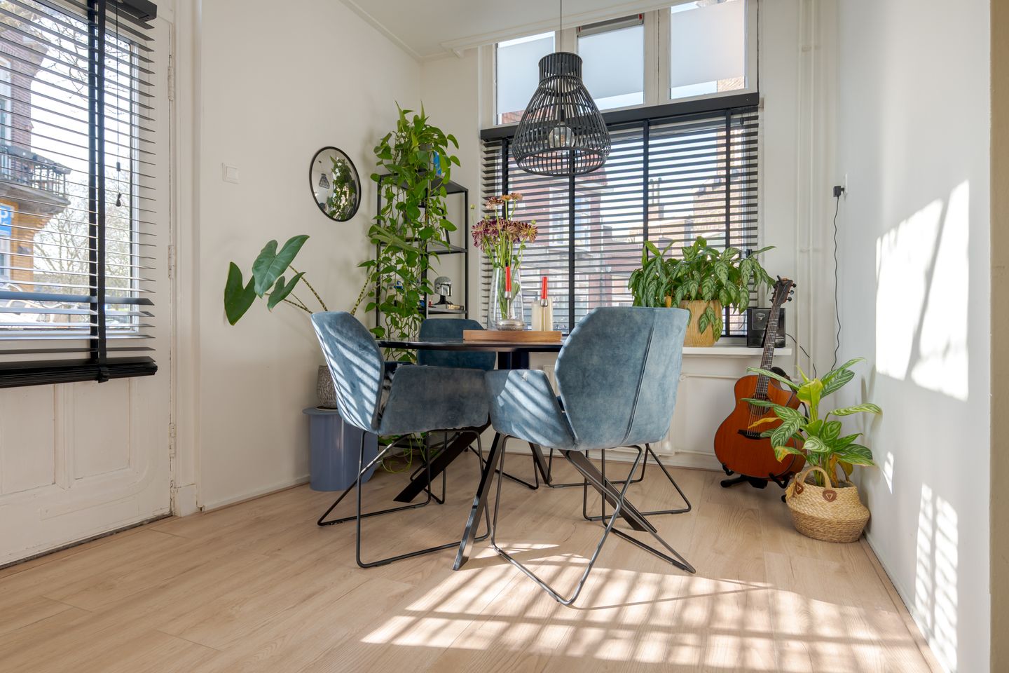 Photo 14 of Van Ittersumstraat 31-A