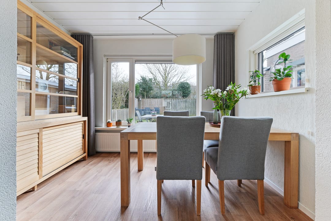 Foto 13 van Julianastraat 8