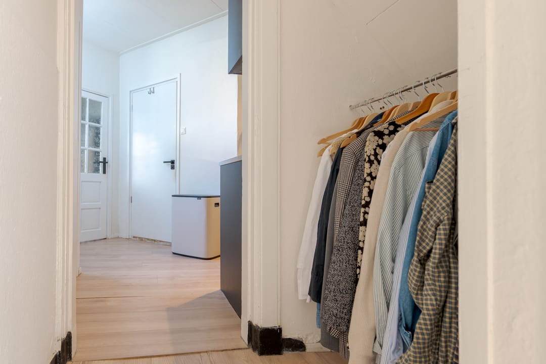 Photo 16 of Van Ittersumstraat 31-A