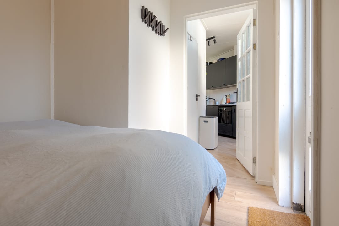 Photo 23 of Van Ittersumstraat 31-A