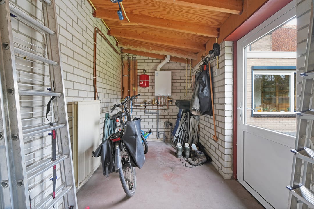 Foto 28 van Julianastraat 8