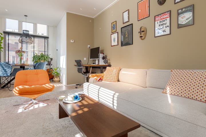 Photo 2 of Van Ittersumstraat 31-A