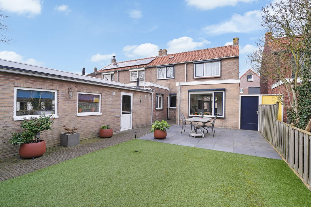 Foto 2 van Julianastraat 8