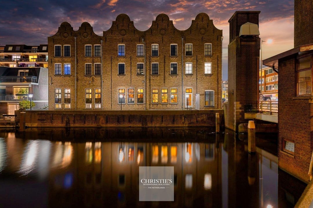 Photo 23 of Oranjestraat 68