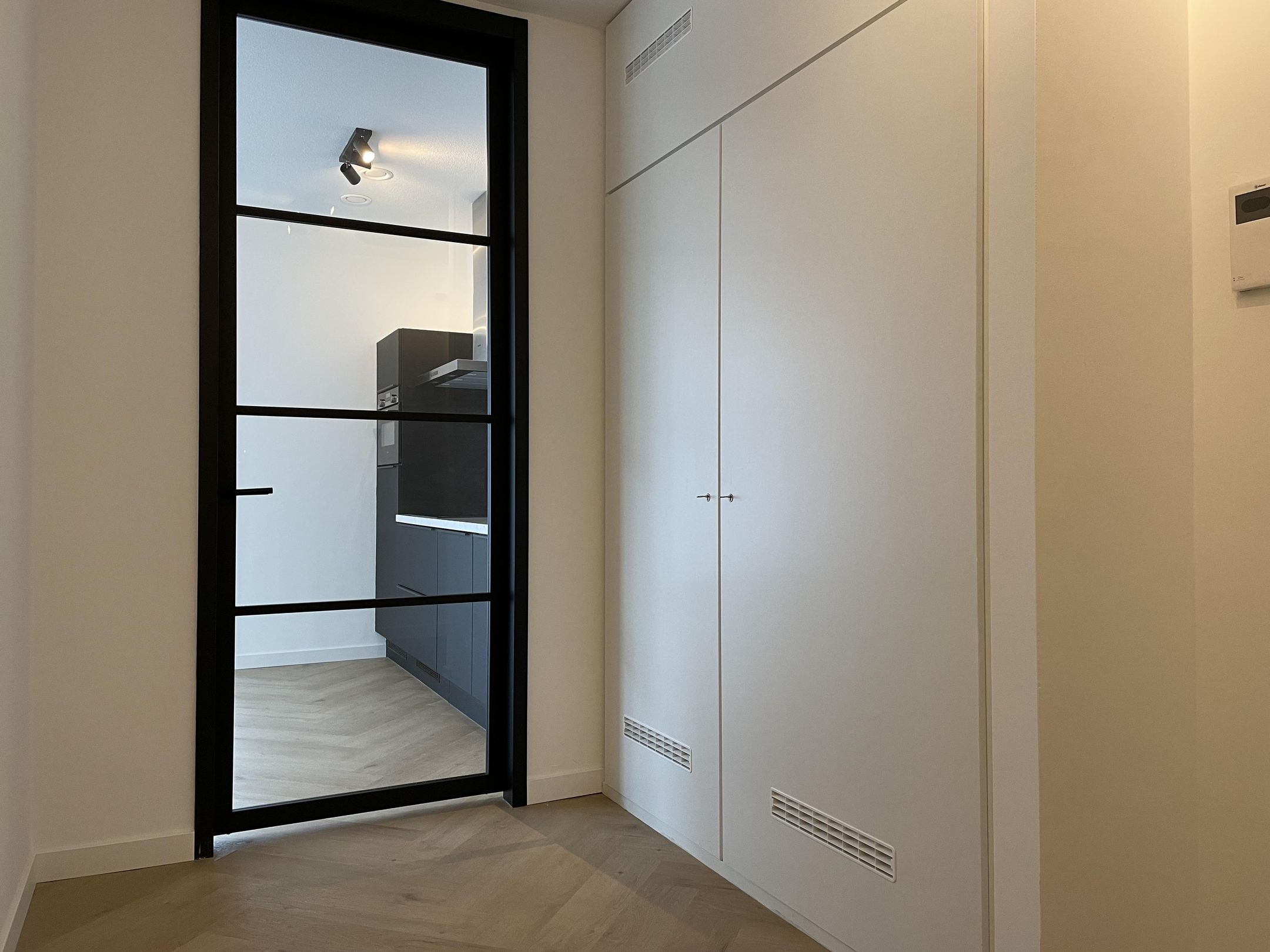 Photo 6 of Dudokstraat 210