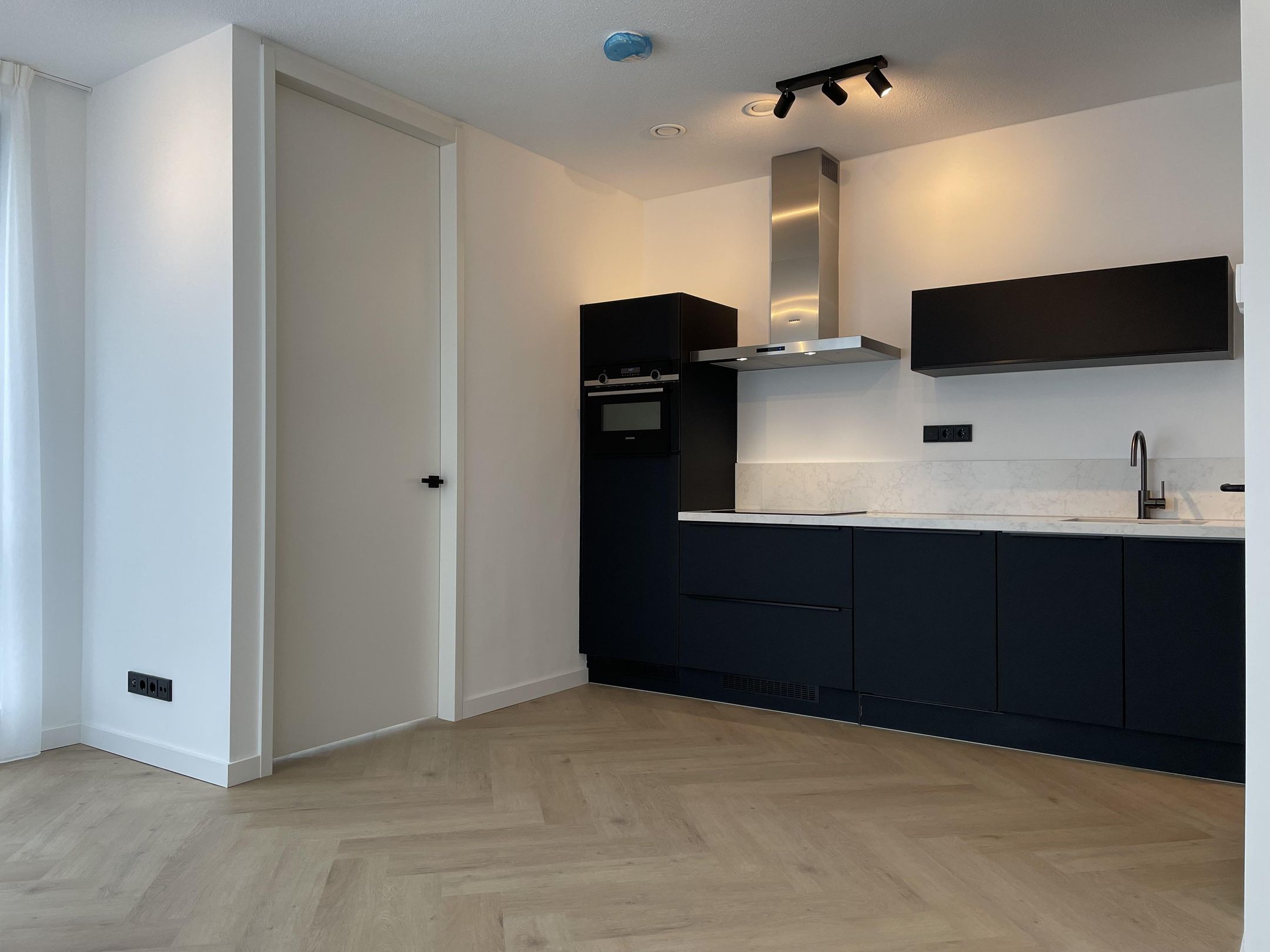 Photo 9 of Dudokstraat 210