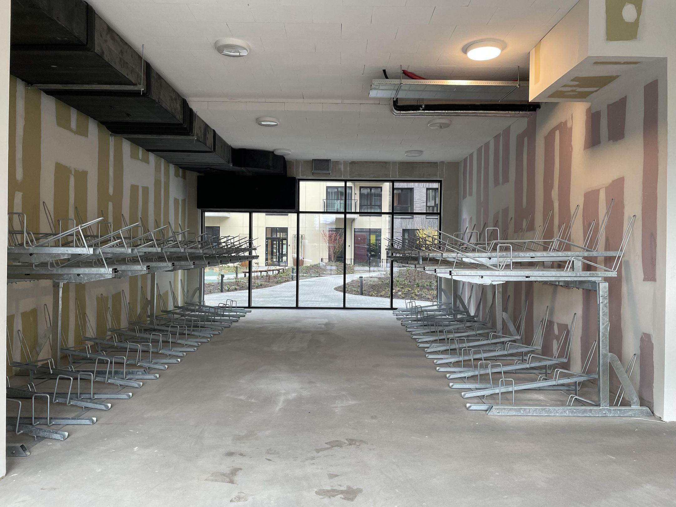 Photo 24 of Dudokstraat 210