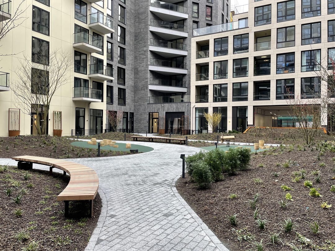 Photo 26 of Dudokstraat 210