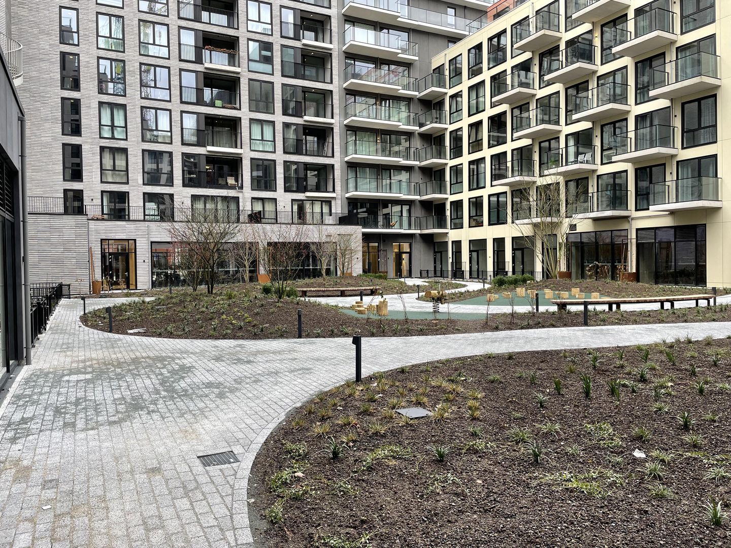 Photo 25 of Dudokstraat 210