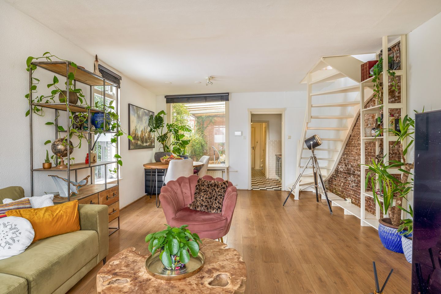 Foto 10 van van Strijenstraat 46