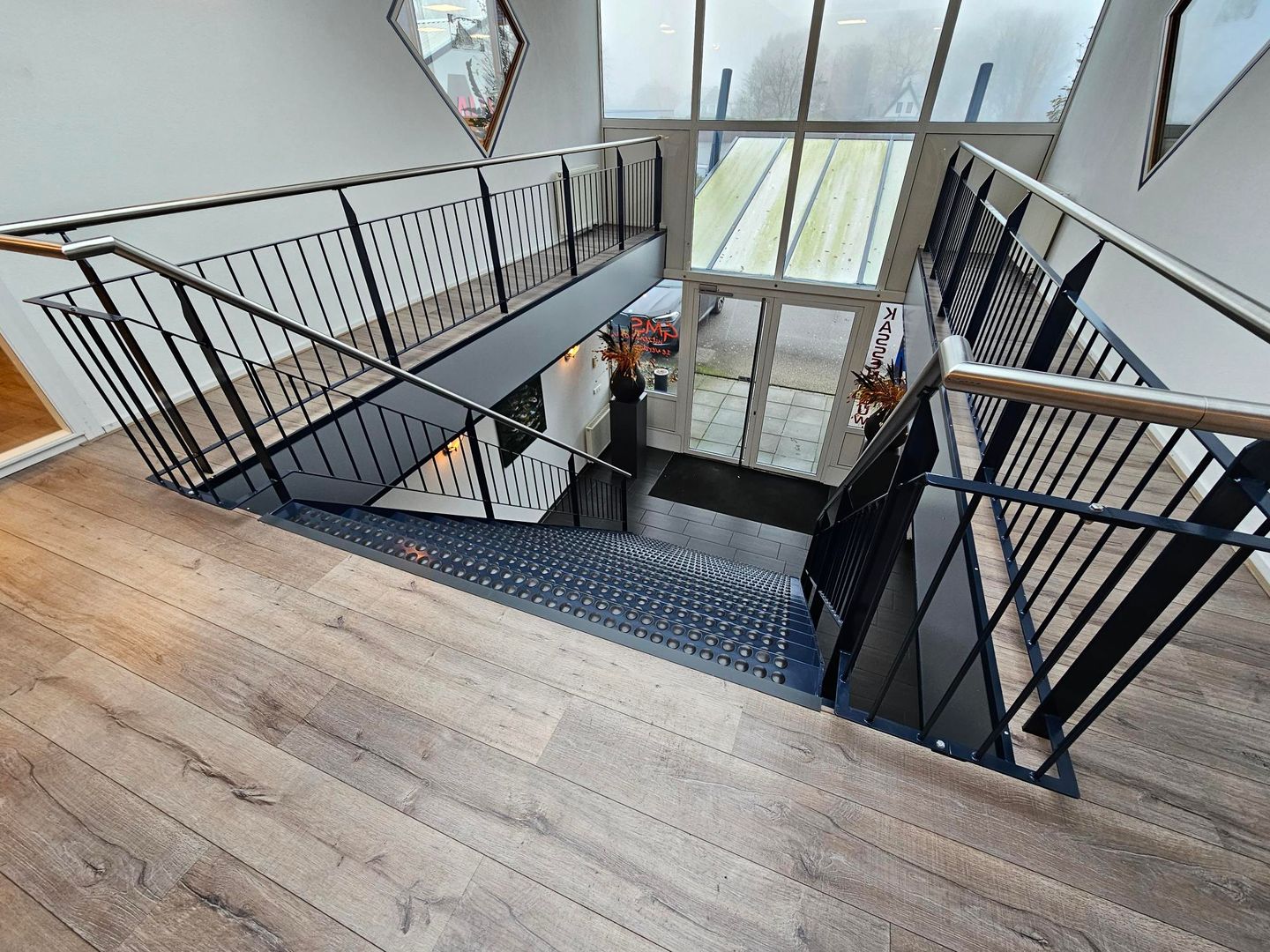 View photo 4 of Ericasestraat 69-A