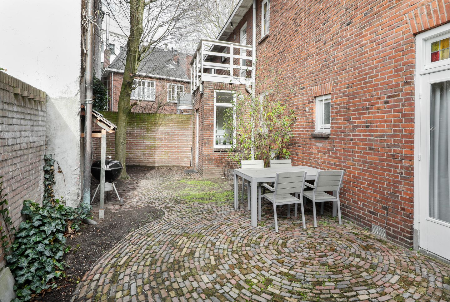 Photo 44 of Prins Bernhardstraat 5