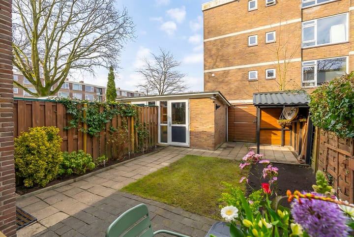 Ready-to-move ground floor apartment with sunny south-facing garden in Utrecht — 48