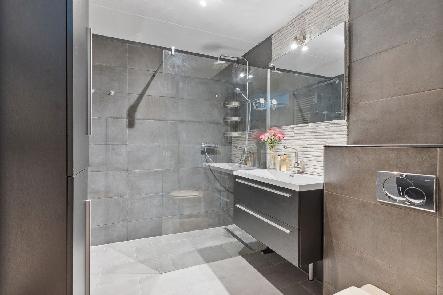 Photo 4 of Jerseystraat 93