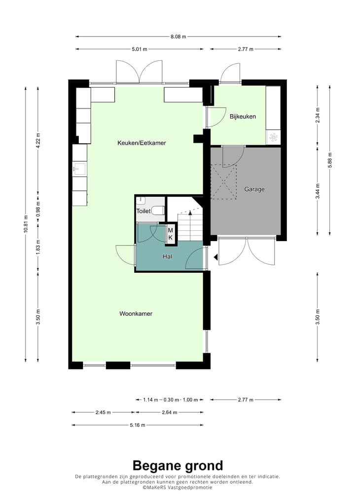 Well-maintained semi-detached house with four bedrooms and sunny west-facing garden in child-friendly neighborhood — 51