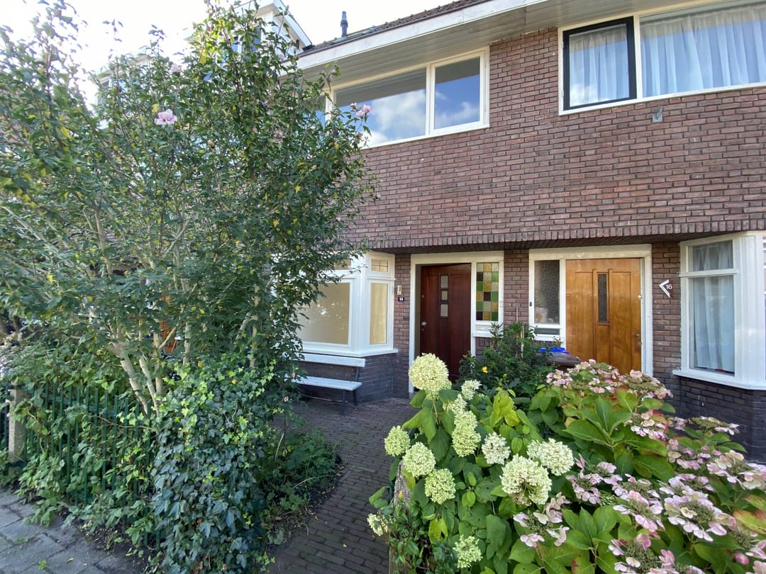 Tussenwoning aan Arnoldus Rotterdamstraat 14, 3553TE Utrecht