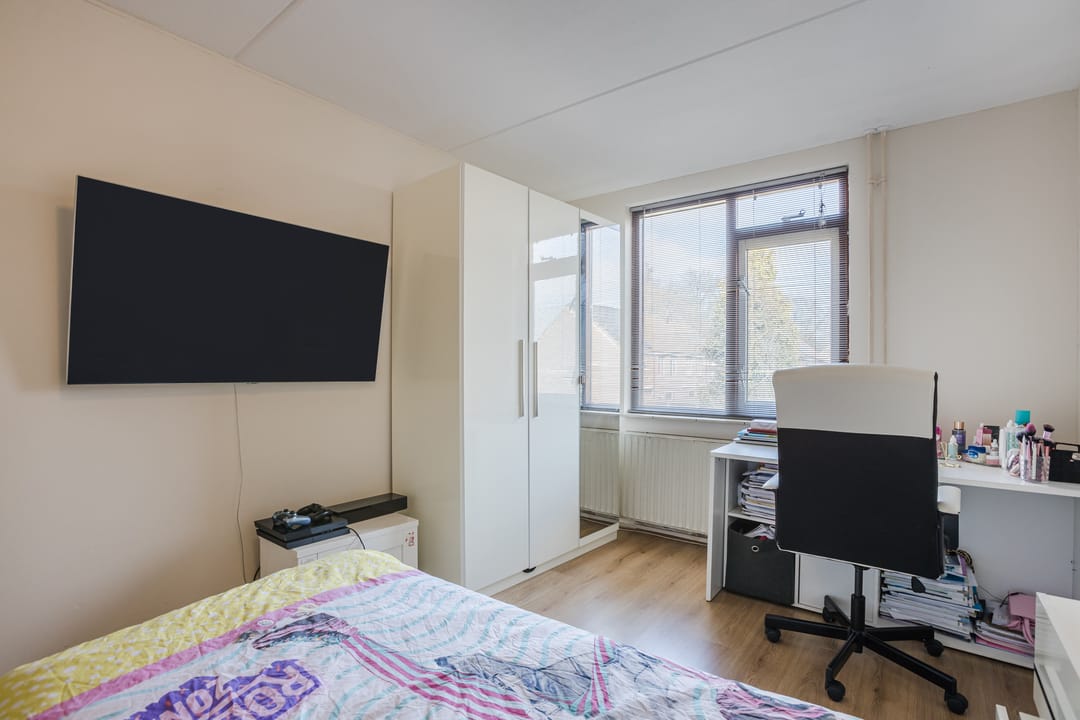 Foto 23 van Louis van Gasterenstraat 194