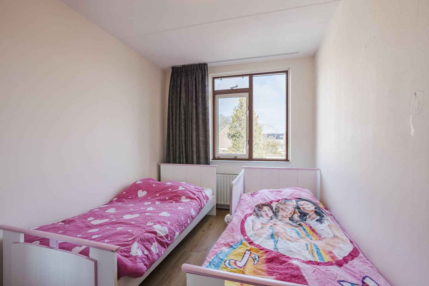 Foto 25 van Louis van Gasterenstraat 194