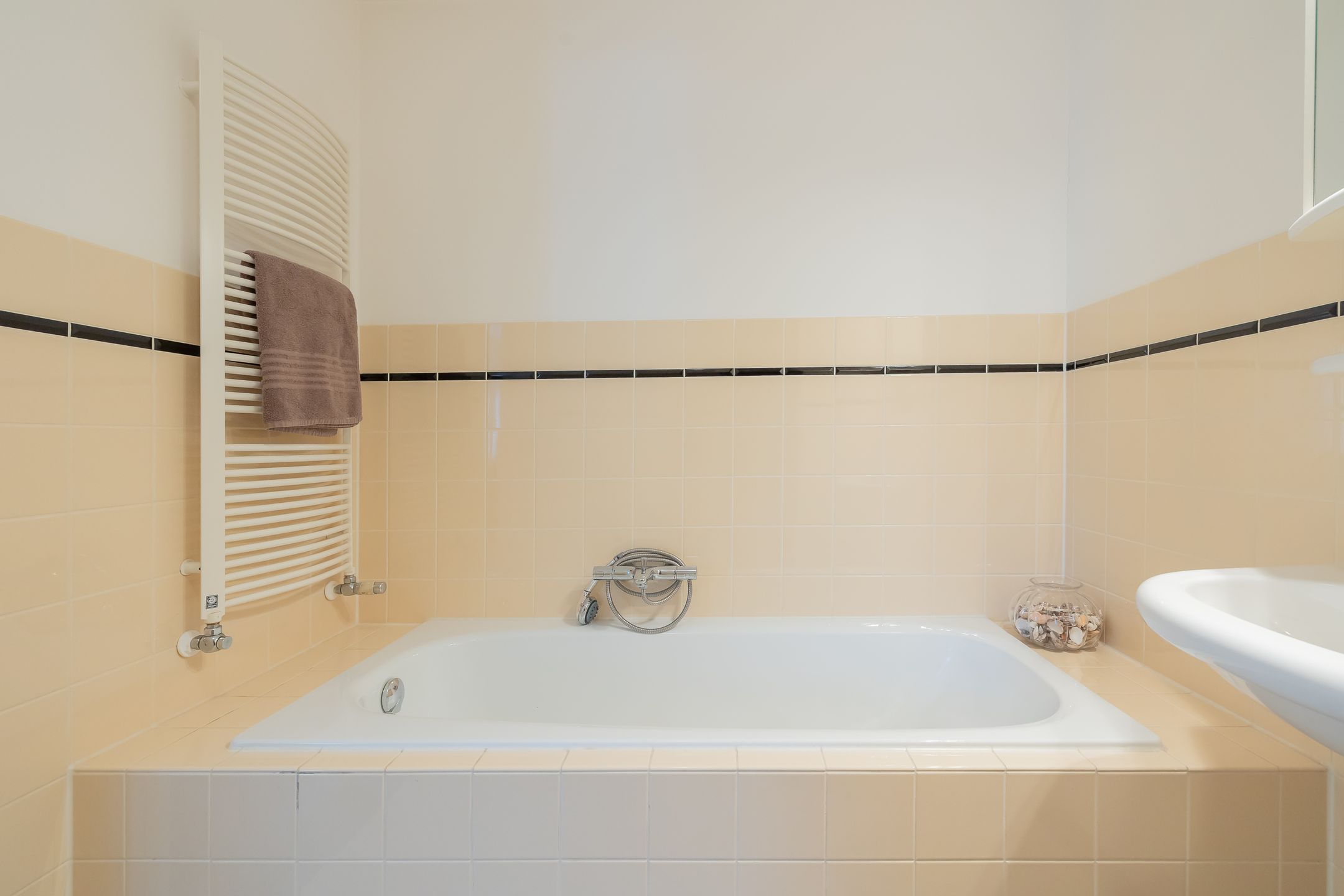 Foto 36 van Professor Zeemanstraat 53