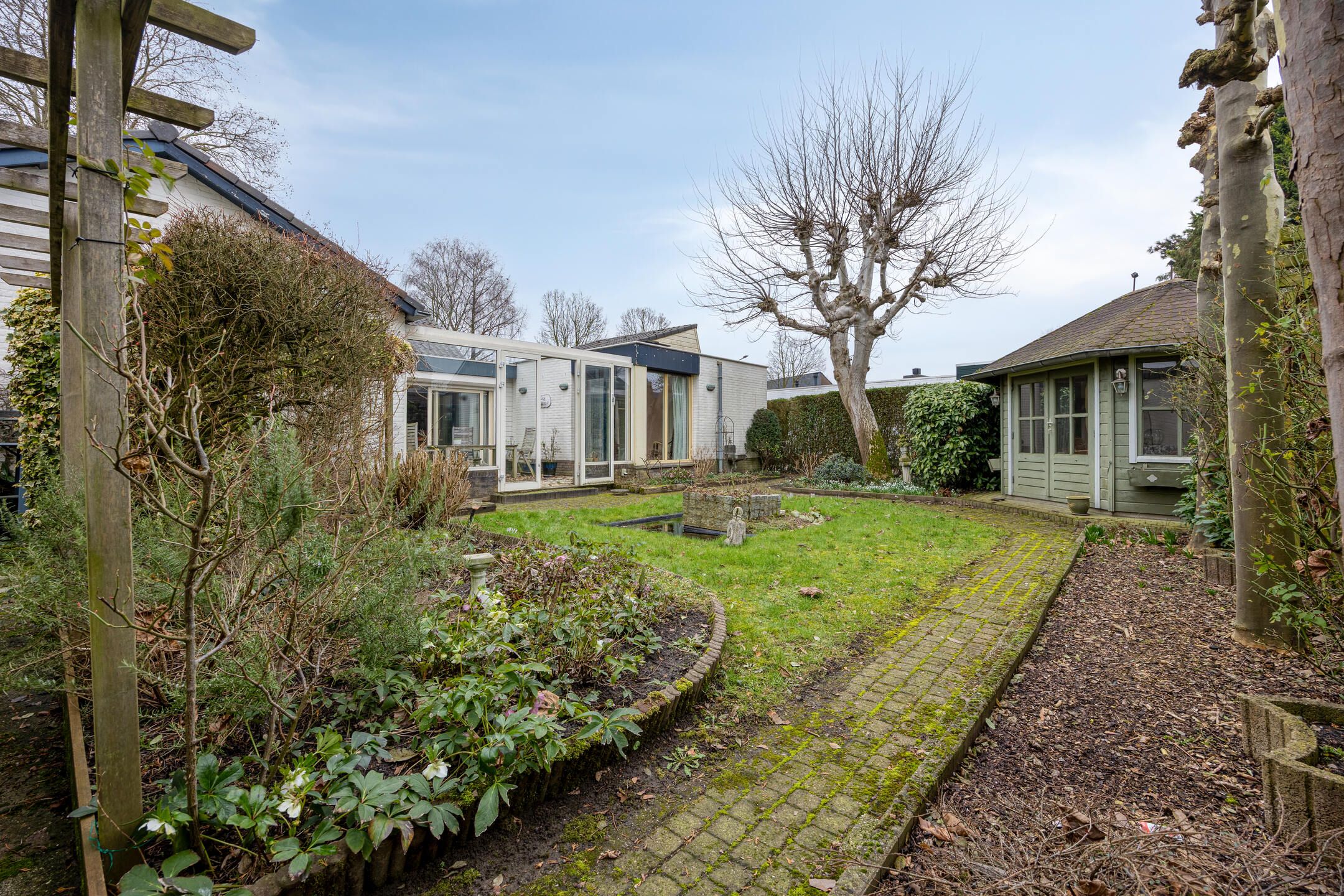 Foto 48 van Koninginnelaan 15