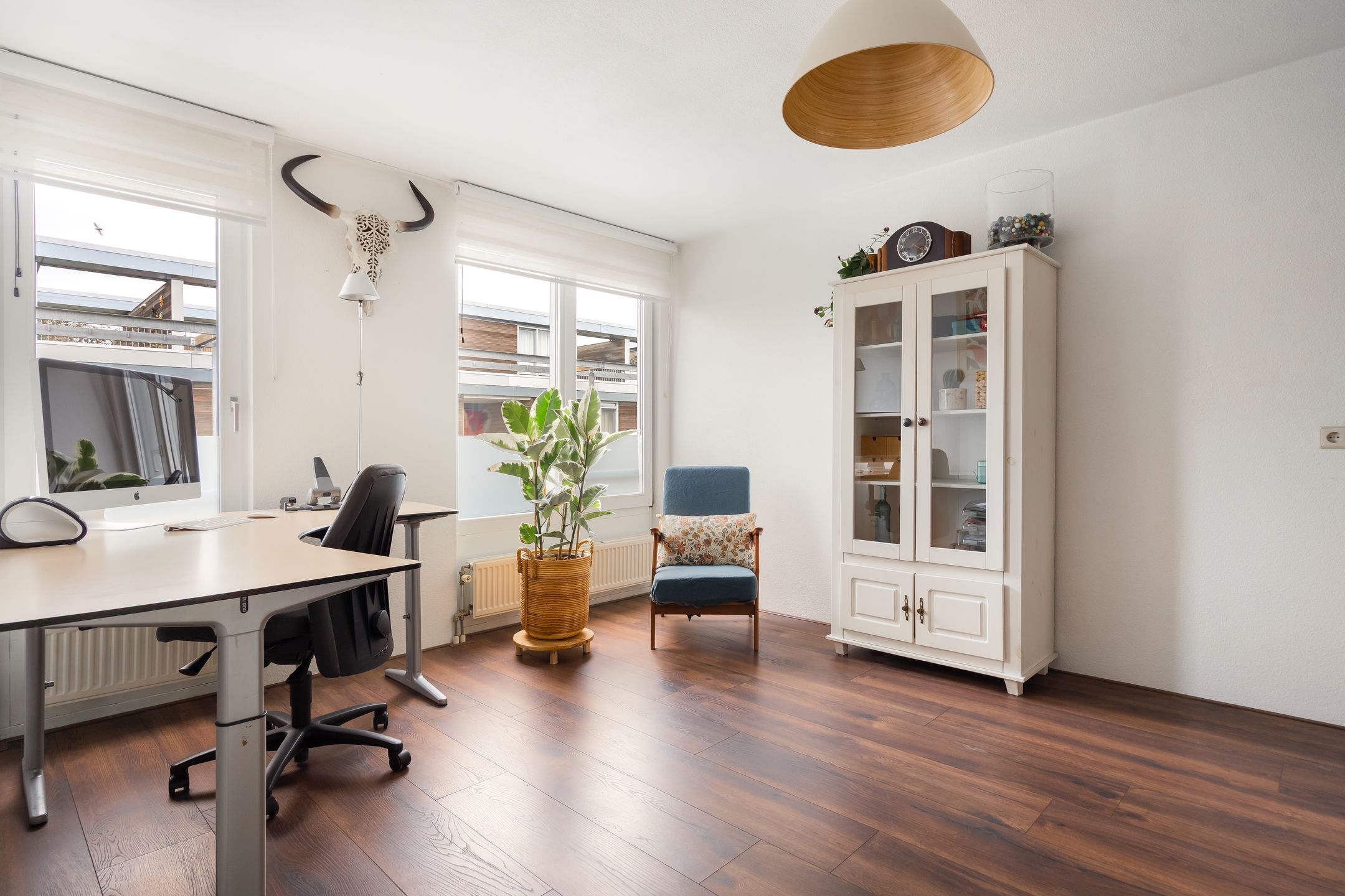 Photo 15 of Bronmos 48