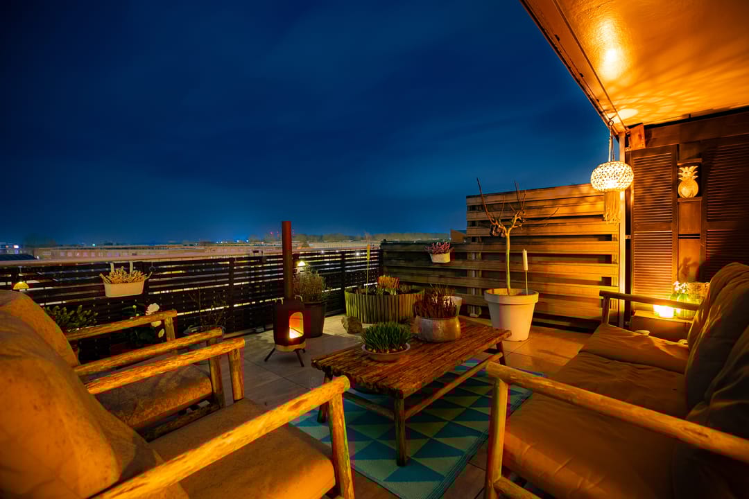 Photo 37 of Bronmos 48