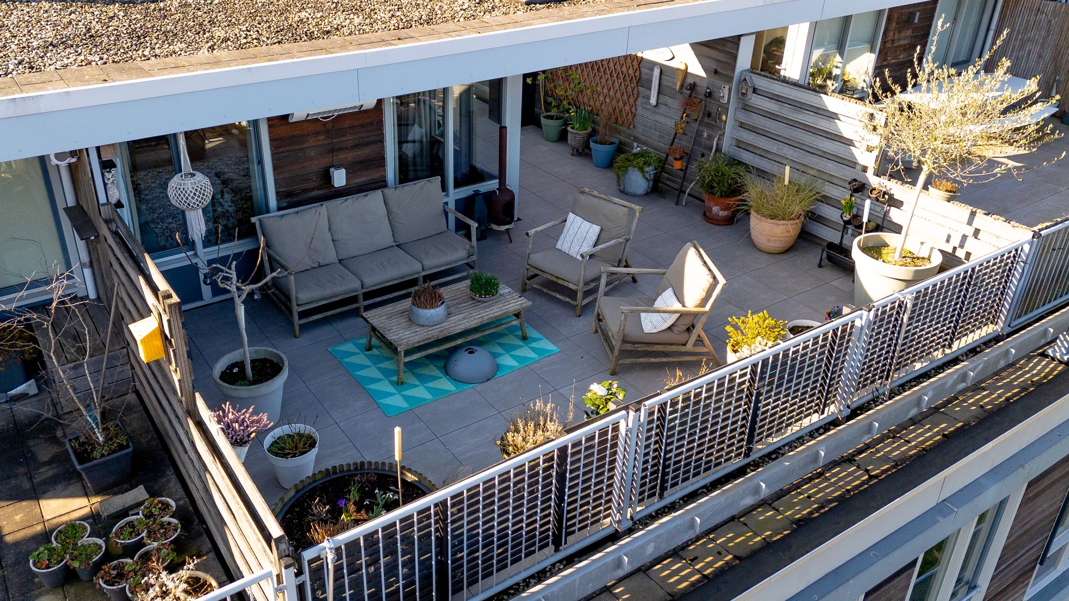 Photo 45 of Bronmos 48