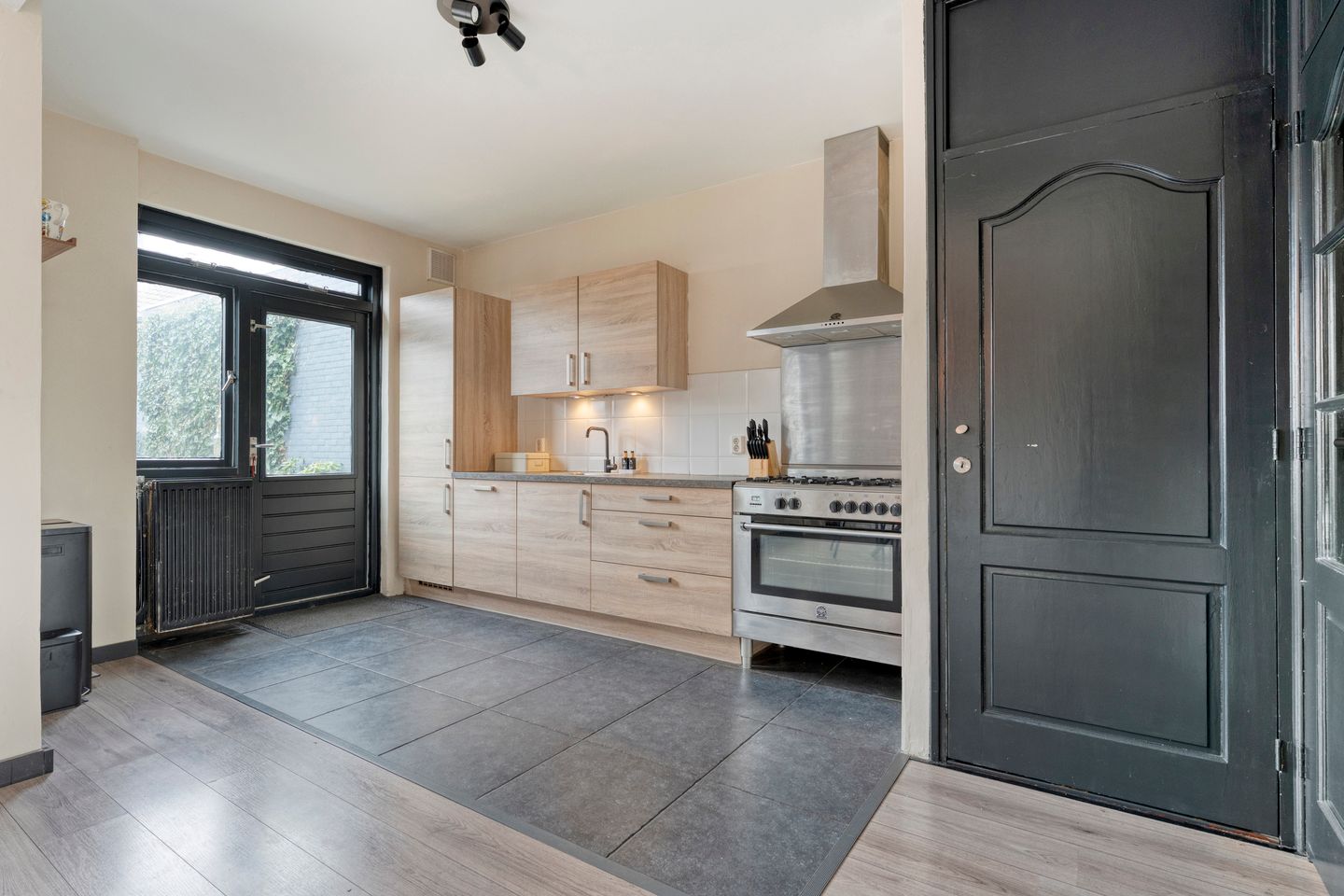 Foto 19 van Engelandstraat 15-A