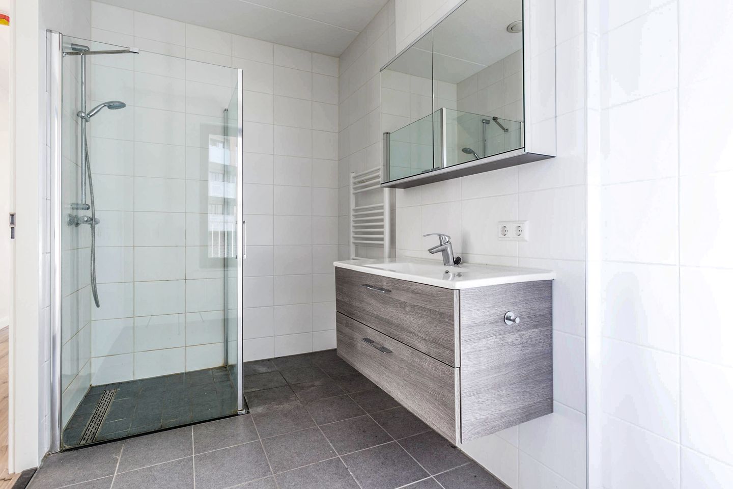 Foto 14 van Mary van der Sluisstraat 250