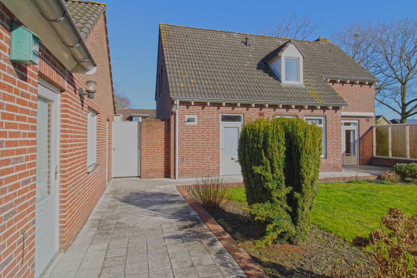 Foto 49 van Wethouder Lindersstraat 2