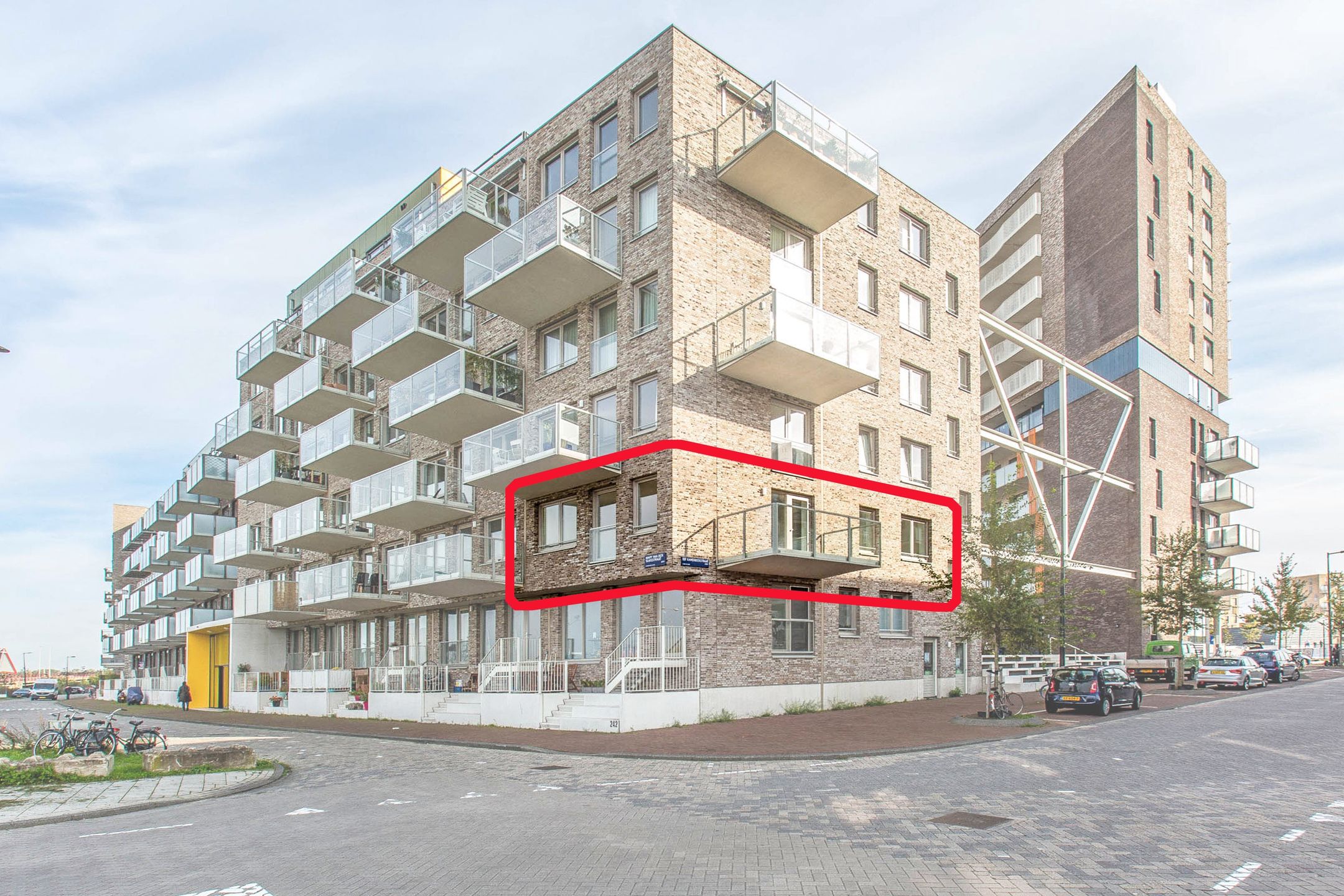 Foto 24 van Mary van der Sluisstraat 250