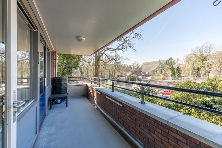 Photo 4 of Zandbergenlaan 101